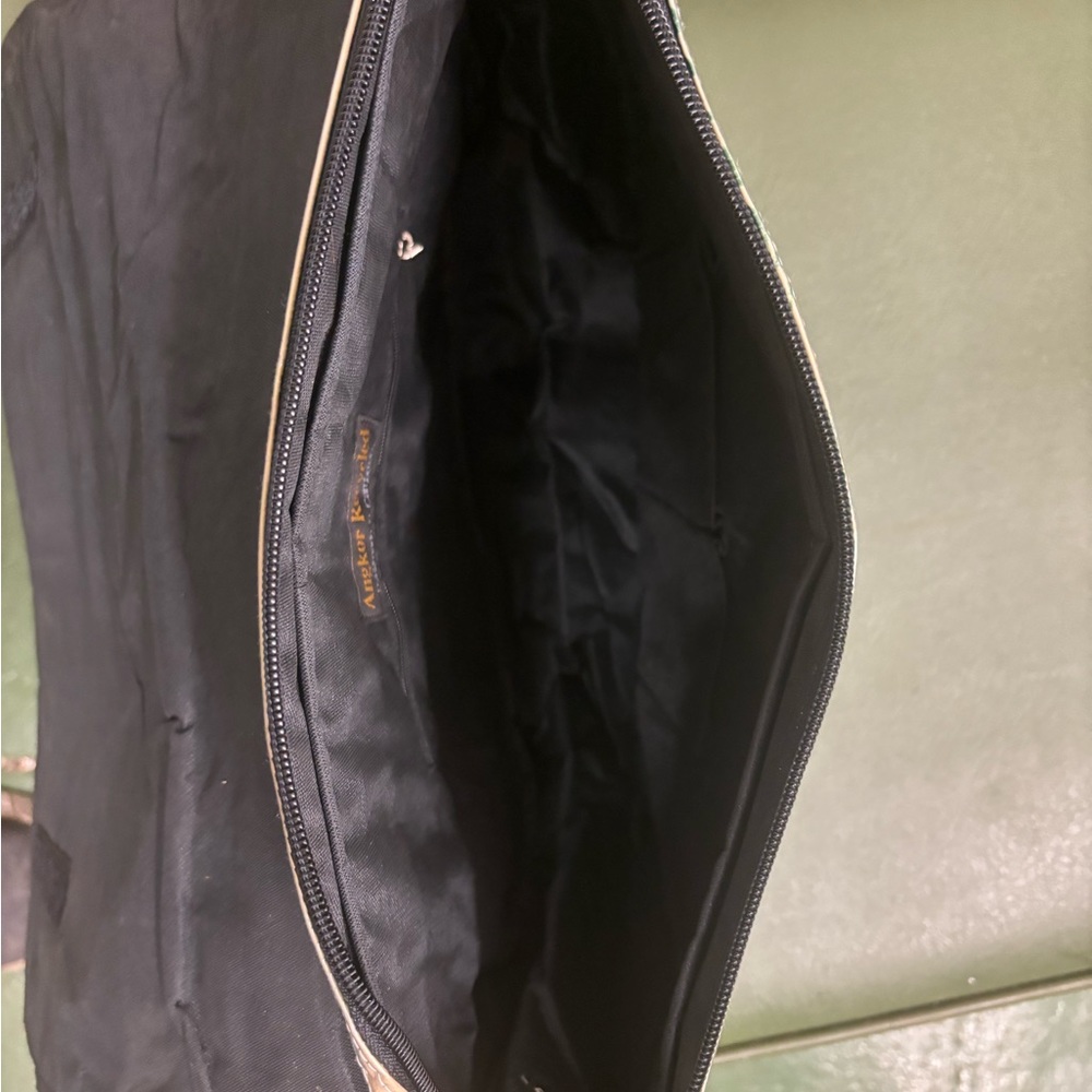 Angkor Recycled Crossbody Messenger Bag. Tiger design. Handmade in Cambodia. - Picture 8 of 8